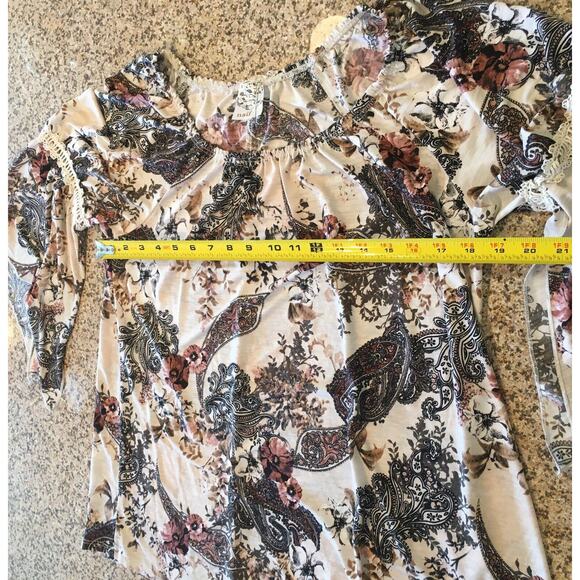Naif Womens Medium Beige Floral Blouse Top Boho Wide Arm Paisley Floral Print - Picture 8 of 12